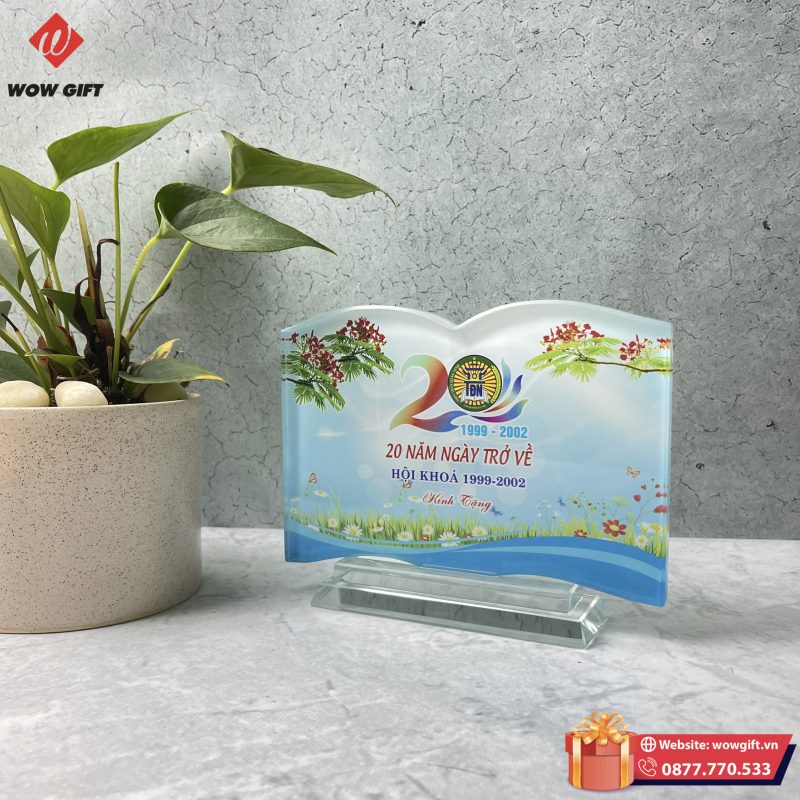 Quà Tặng Tốt Nghiệp Giá Rẻ