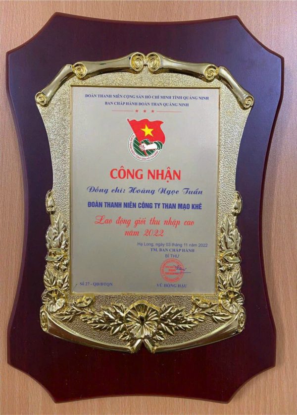 bảng vinh danh