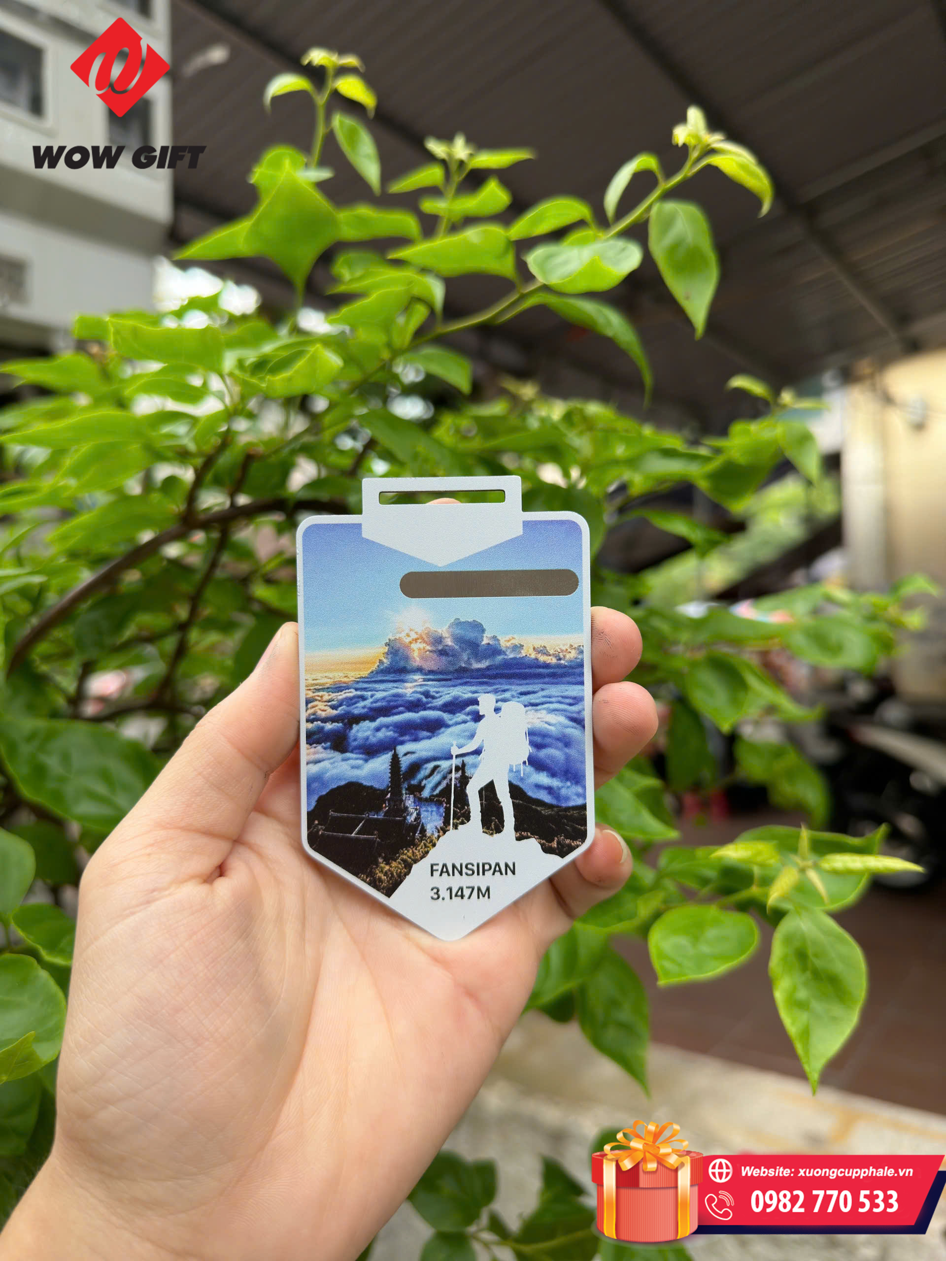 Làm huy chương theo yêu cầu