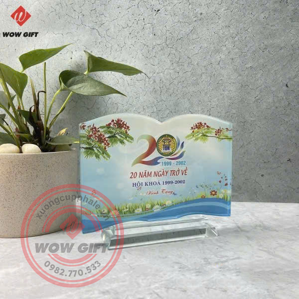 kỷ niệm chương pha lê