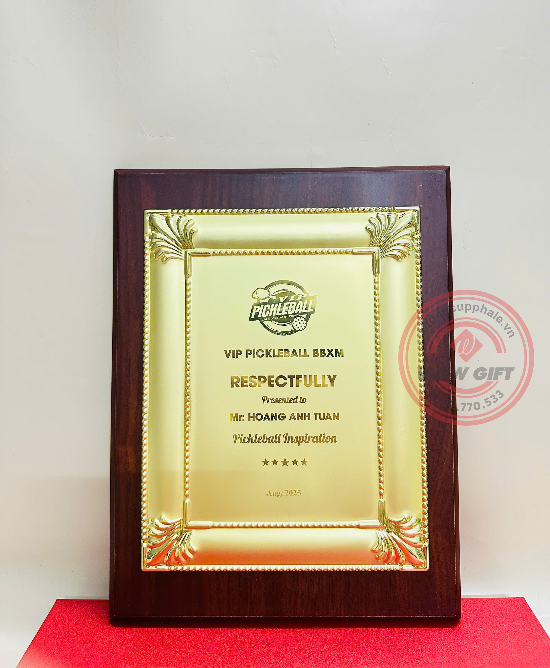 bảng vinh danh in logo