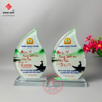 kỷ niệm chương pha lê